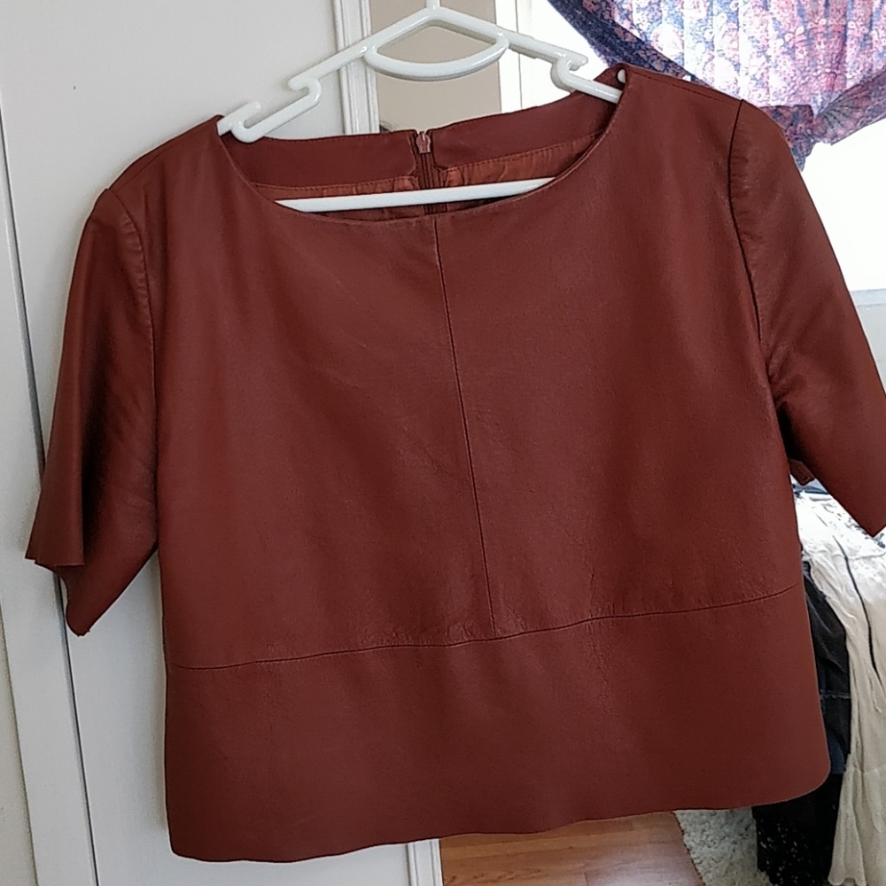 Cropped leather Tshirt